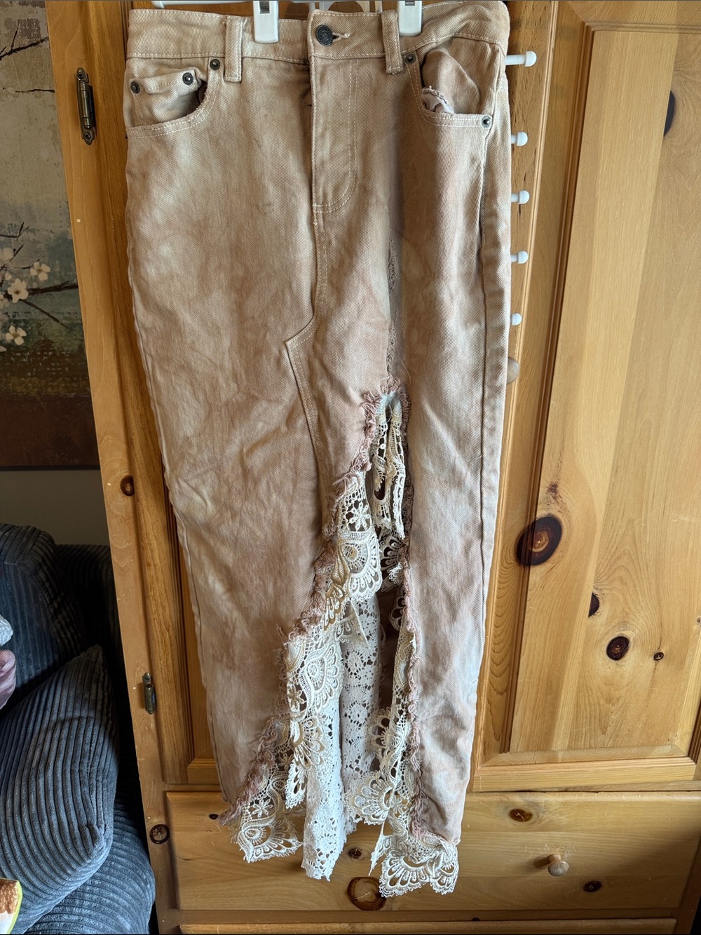 Lace-Trim Beige Midi Skirt with Front Panel Detail